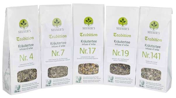 Sie sehen eine Packung Tradition Kräutertee Nr. 4, Produktbild: 02 Tradition Kräutertee Nr. 4, A-Nr.: 2477700 - 02