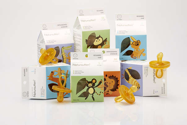 Sie sehen eine Packung Bio Schnuller Rundschild Zahngerecht Größe L, Produktbild: 02 Bio Schnuller Rundschild Zahngerecht Größe L, A-Nr.: 5568550 - 02